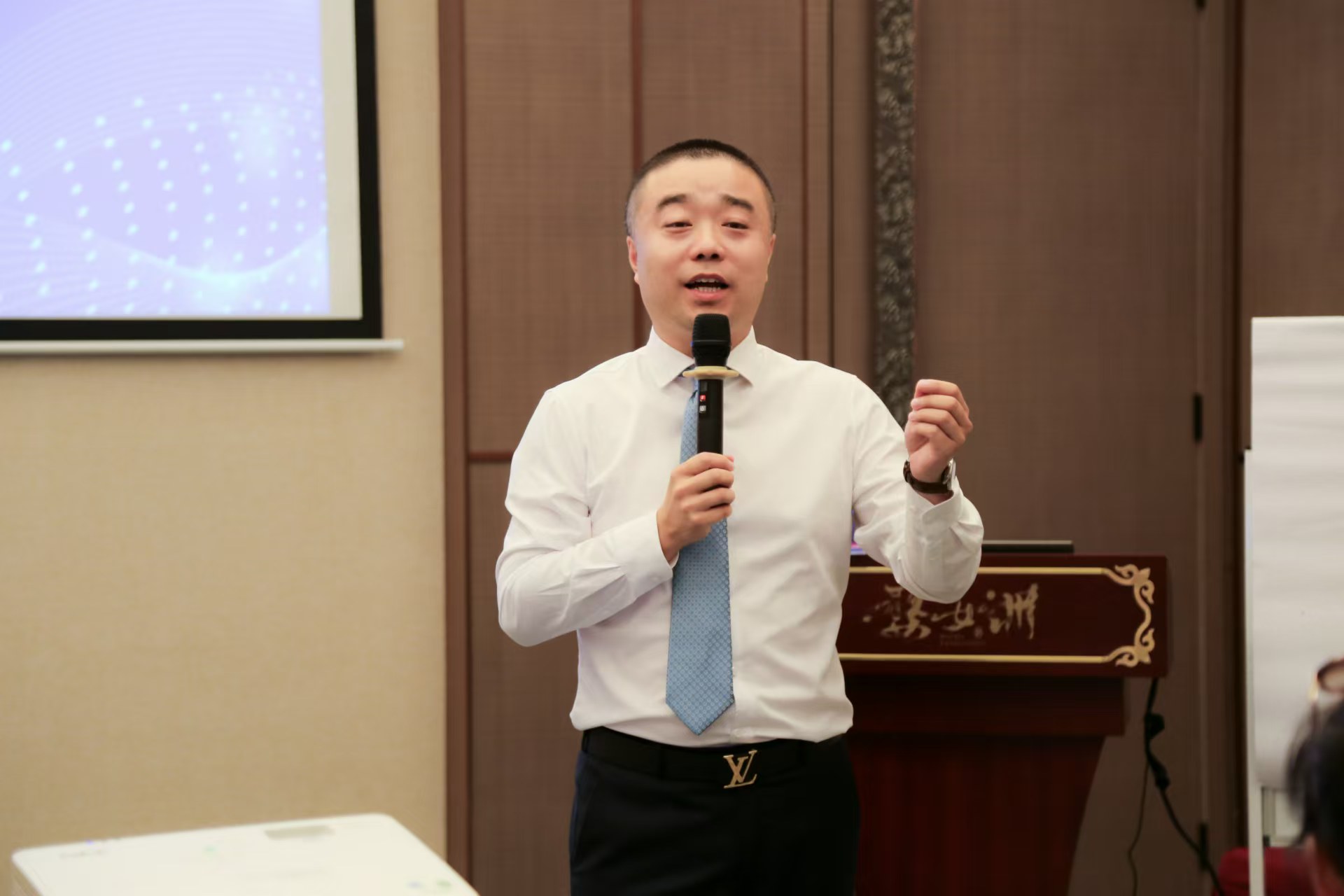 66befb38806e3.jpg 14101723791517_.pic.jpg