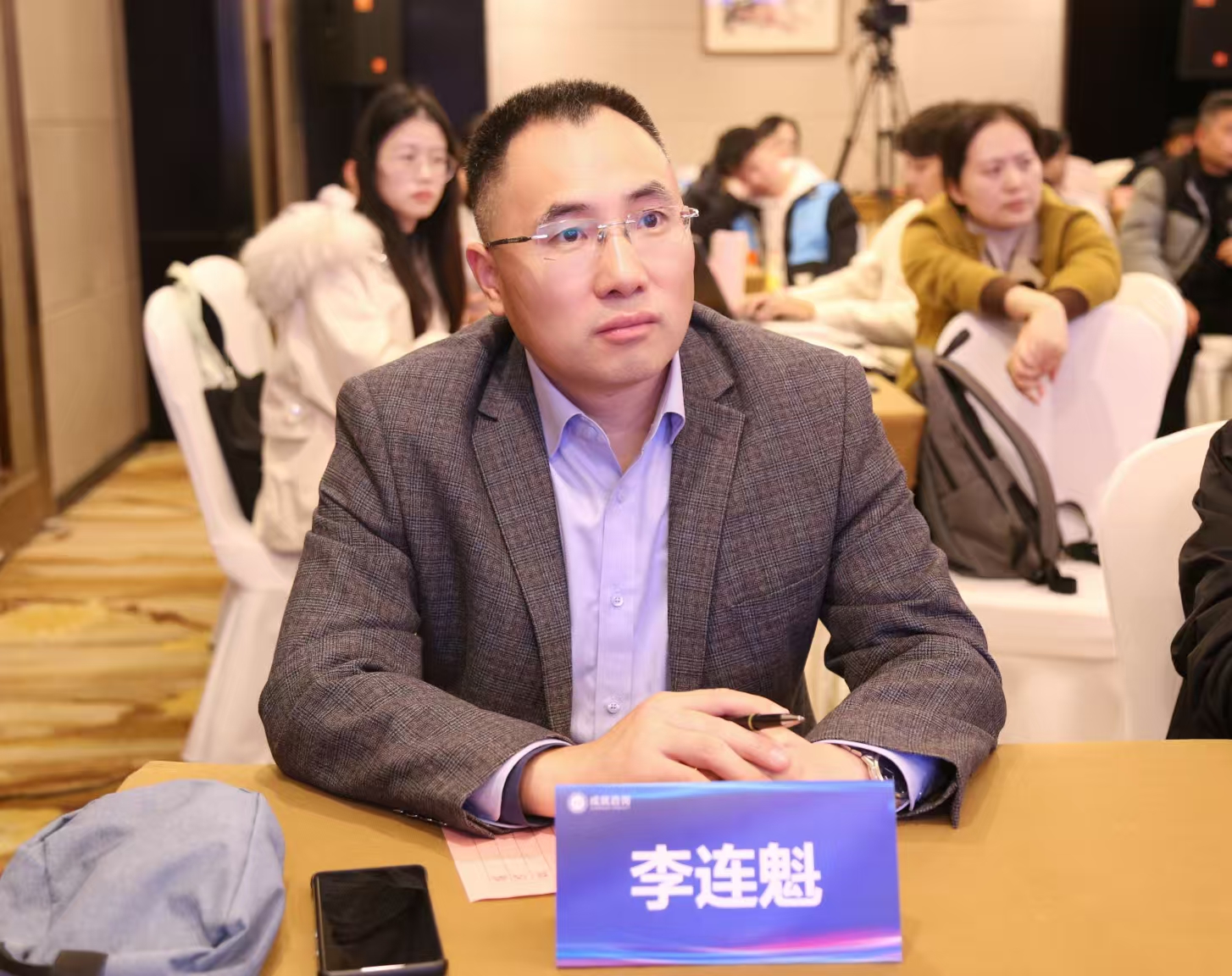 6761120f35017.jpg 22781734414788_.pic.jpg